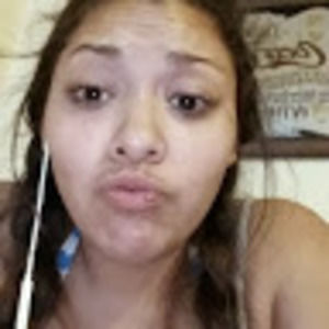 Meet your Posher, Mayra